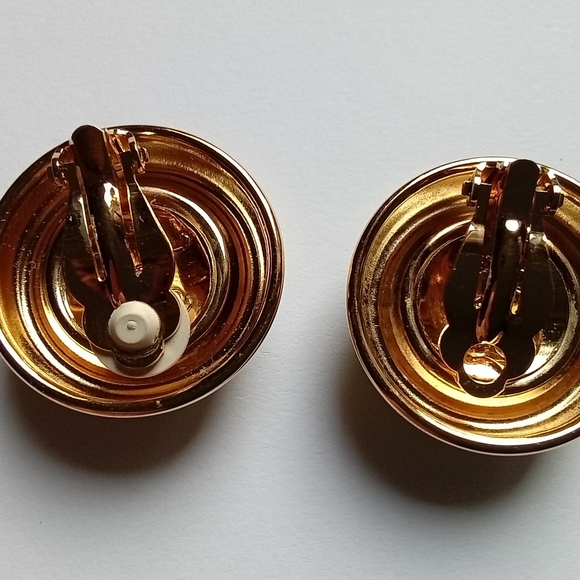 Oscar de la Renta Vintage  Emerad Green Gripoix Glass Cabochon Gold  Earrings - Picture 4 of 5